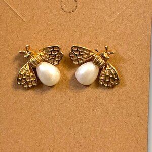 Vintage Gold Bee Stud Earrings With Faux Pearl Detail - Elegant & Unique Insect-